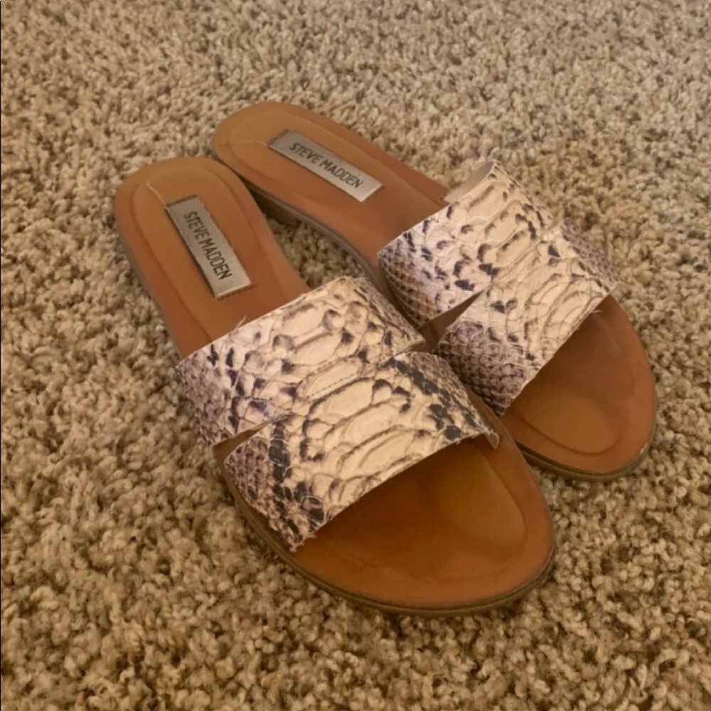 Steve Madden Alexandra